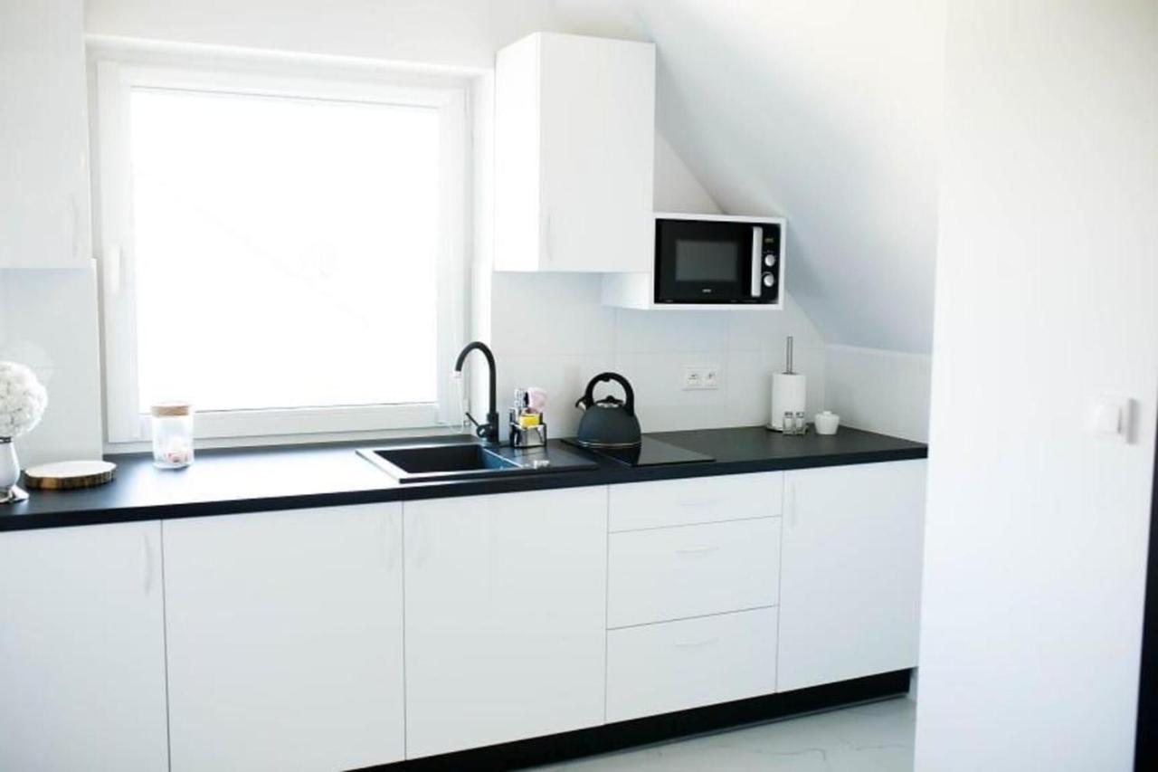 Apartamenty Scarlet Дарлово Экстерьер фото