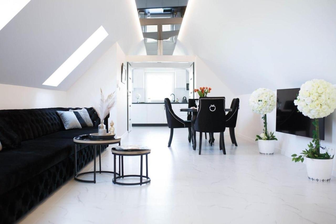 Apartamenty Scarlet Дарлово Экстерьер фото